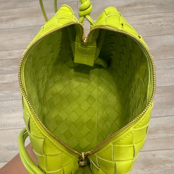 Bottega Veneta SMALL loop camera bag - Picture 12 of 13